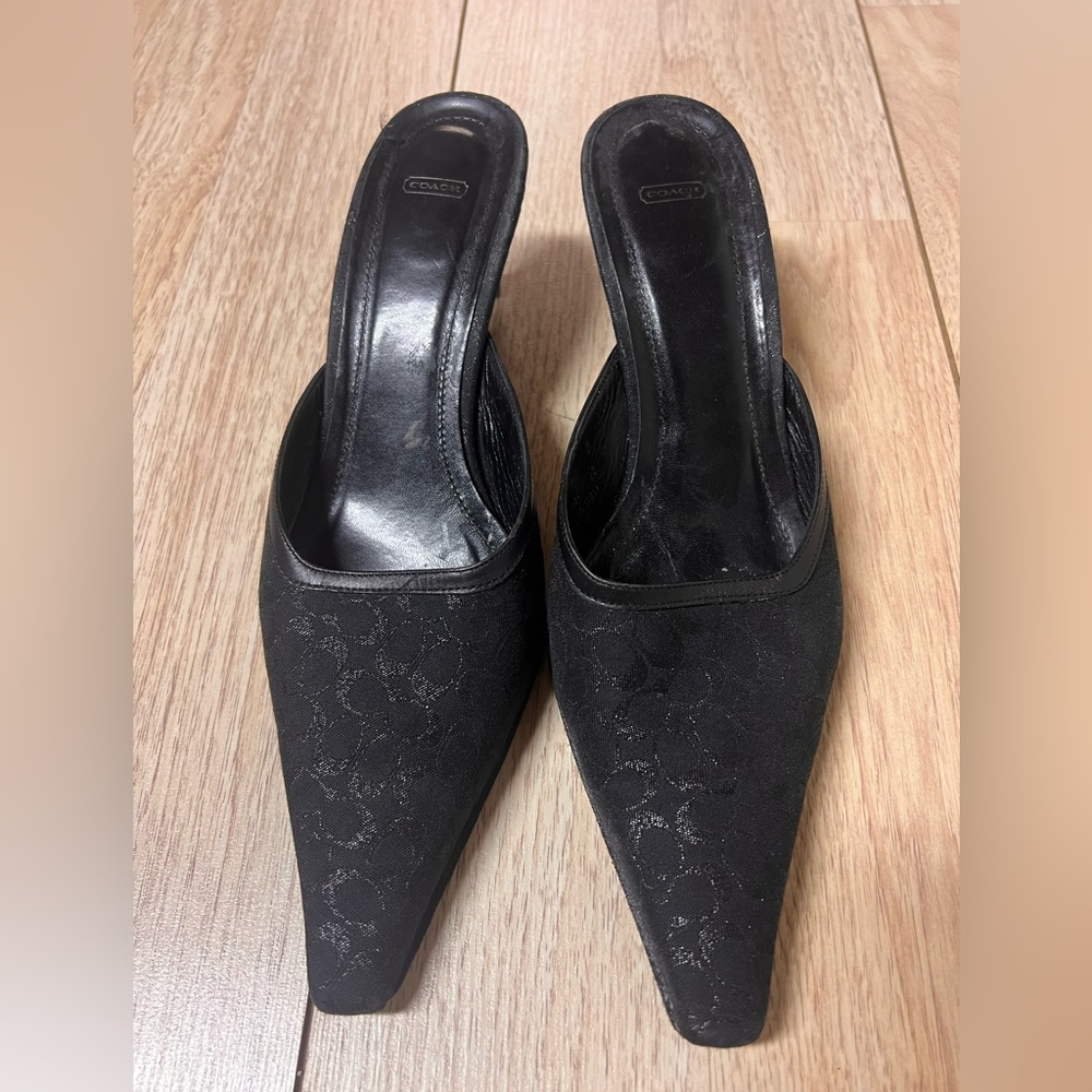 Vintage Coach Libby Signature Black Monogram Kitten Heels - Picture 2 of 5